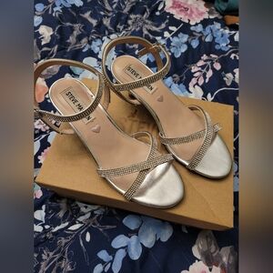 Steve Madden Kids JClass Silver Girl’s Heels